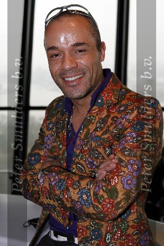 Rotterdam 12 januari 2006
Perspresentatie Musicals in Ahoy in de euromast.
Stanley Burleson