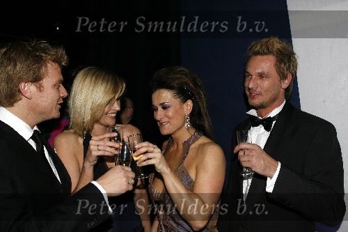 Amsterdam 17 januari 2006
Premiere Queen in concert in de RAI.
Tooske Breugem bastiaan Ragas en Laura Vlasblom met haar vriend Michel