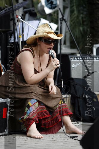 Curacao 6 januari 2006
Trijntje Oosterhuis tijdens sound check  op curacao
