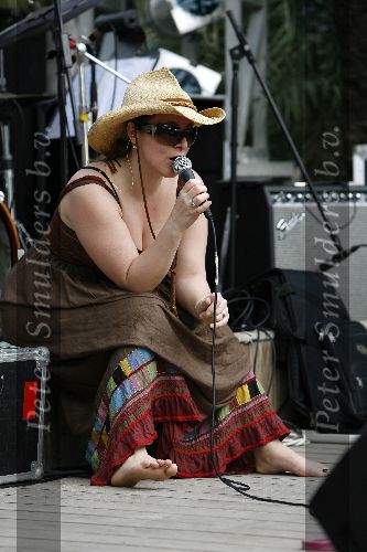 Curacao 6 januari 2006
Trijntje Oosterhuis tijdens sound check  op curacao