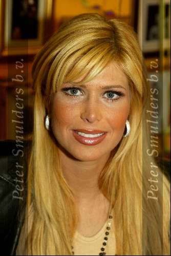 Weesp 12 januari 2003
100e aflevering van A life and cooking 
Estelle Cruyff