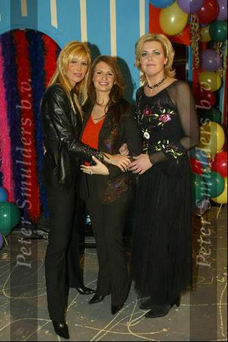 Weesp 12 januari 2003
100e aflevering van A life and cooking met Irene Moors, Estelle Cruyff en Leontine Borsato