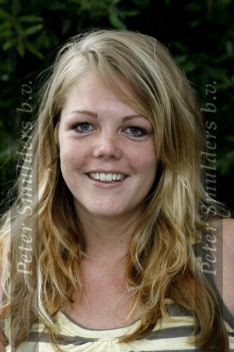 Alphen aan de Rijn 9 juli 2007
Annie Schilder en haar dochter Anja voor metamorfose bij L oreal door kapper Ad Peters.