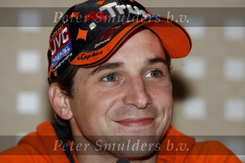 Amsterdam 10 juli 2007
Persconferentie van Christijan Albers in hotel de kersetuin nadat hij door het spyker team ontslagen is . Nick Kouwenhoven zit de pesconferentie voor.