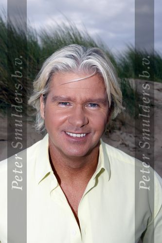 Bergen aan Zee 3 juli 2007
Dries Roelvink bij de tros zomerfeesten.
