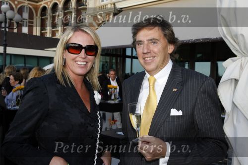 Scheveningen 1 juli 2007
Optreden van il divo bij het kurhaus georganiseerd door het holland casino. Ed Nijpels en Monique Collignon