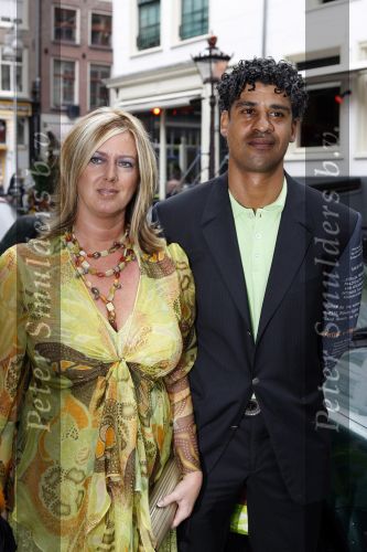 Amsterdam 29 juni 2007
Aron Winter trouwt met Yvonne in het West Indisch huis in Amsterdam. Frank Rijkaard en zijn vrouw Monique