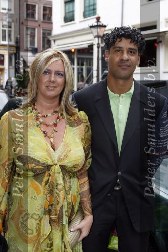 Amsterdam 29 juni 2007
Aron Winter trouwt met Yvonne in het West Indisch huis in Amsterdam. Frank Rijkaard en zijn vrouw Monique