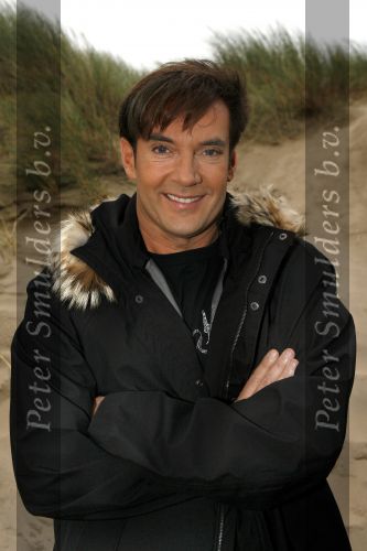 Bergen aan Zee 4 juli 2007
Gerard Joling bij tros zomerfeesten.
