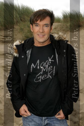 Bergen aan Zee 4 juli 2007
Gerard Joling bij tros zomerfeesten.