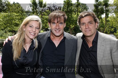 Amsterdam 10 juli 2007
Najaarspresentatie sbs6 in het filmmuseum in het vondelpark. Gerard Joling met Tina Nijkamp en Eric v Stade