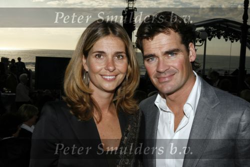 Scheveningen 1 juli 2007
Optreden van il divo bij het kurhaus georganiseerd door het holland casino. jeroen v d Boom met vriendin