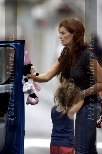 Ibiza 8 juli 2007
Marco Borsato en Leontine Borsato op vakantie met hun kinderen Luca Senna en Jada op ibiza.