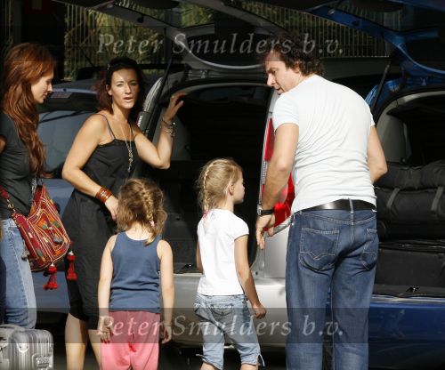 Ibiza 8 juli 2007
Marco Borsato en Leontine Borsato op vakantie met hun kinderen Luca Senna en Jada op ibiza.