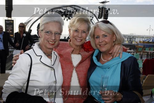 Scheveningen 1 juli 2007
Optreden van il divo bij het kurhaus georganiseerd door het holland casino.Marianne Stekelenburg