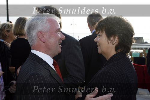 Scheveningen 1 juli 2007
Optreden van il divo bij het kurhaus georganiseerd door het holland casino. Han in het veld met rita verdonk