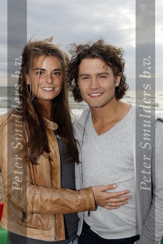 Bergen aan Zee 4 juli 2007
Tros zomerfeesten in bergen aan zee. Sascha Visser met vriendin