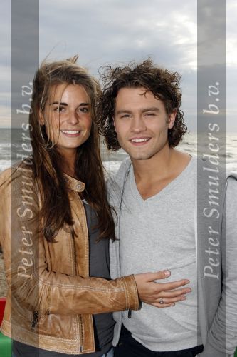 Bergen aan Zee 4 juli 2007
Tros zomerfeesten in bergen aan zee. Sascha Visser met vriendin