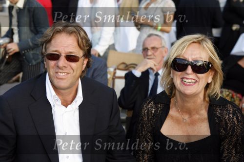 Scheveningen 1 juli 2007
Optreden van il divo bij het kurhaus georganiseerd door het holland casino. Dochter Toni Boltini met dochter