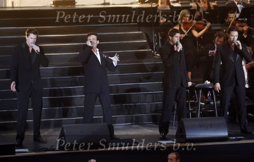 Scheveningen 1 juli 2007
Optreden van il divo bij het kurhaus georganiseerd door het holland casino.