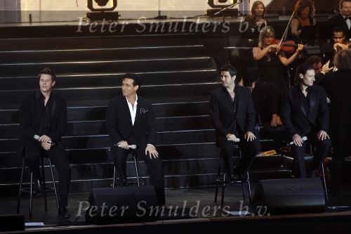 Scheveningen 1 juli 2007
Optreden van il divo bij het kurhaus georganiseerd door het holland casino.