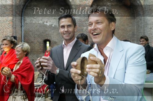 Muiden 18 mei 2010
Presentatie Spamalot met Johnny Kraaykamp jr Paul Groot Owen Schoemacher en Linda Wagemakers. Albert Verlinde produceert het.
Peter Smulders bv