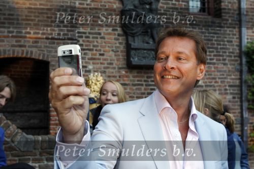 Muiden 18 mei 2010
Presentatie Spamalot met Johnny Kraaykamp jr Paul Groot Owen Schoemacher en Linda Wagemakers. Albert Verlinde produceert het.
Peter Smulders bv