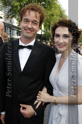 Hilversum 7 juni 2010
Uitreiking Johnny Kraaykamp Musical awards in studio 21/22. Carice v Houten met een kennis
Peter Smulders bv