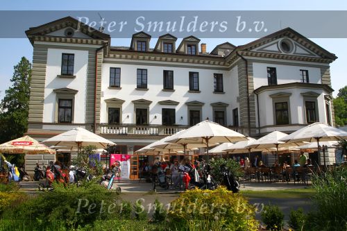 Praag, Golf Perstrip NVGJ naat Tjechie
Golfbaan en Clubhuis Konopiste Tjechie
Foto Peter Smulders BV