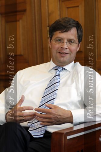 Den Haag 25 mei 2010
Karel Hille interviewt Jan Peter Balkenende in het torentje.
Peter Smulders bv