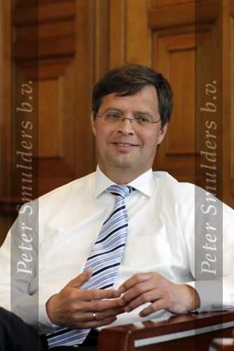 Den Haag 25 mei 2010
Karel Hille interviewt Jan Peter Balkenende in het torentje.
Peter Smulders bv