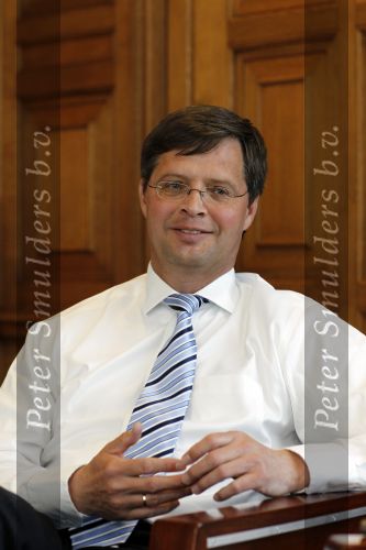 Den Haag 25 mei 2010
Karel Hille interviewt Jan Peter Balkenende in het torentje.
Peter Smulders bv