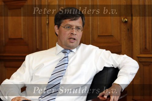 Den Haag 25 mei 2010
Karel Hille interviewt Jan Peter Balkenende in het torentje.
Peter Smulders bv
