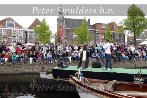 Blokzijl 15 mei 2010
Jan Smit wordt door Hennie v d Most en Lucie de Lange tot Havenmeester  d\'honneur van blokzijl gemaakt.
Peter Smulders bv