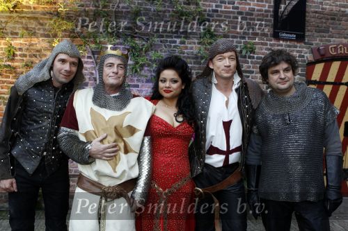 Muiden 18 mei 2010
Presentatie Spamalot met Johnny Kraaykamp jr Paul Groot Owen Schoemacher en Linda Wagemakers. Albert Verlinde produceert het.
Peter Smulders bv