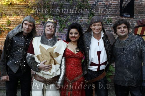 Muiden 18 mei 2010
Presentatie Spamalot met Johnny Kraaykamp jr Paul Groot Owen Schoemacher en Linda Wagemakers. Albert Verlinde produceert het.
Peter Smulders bv