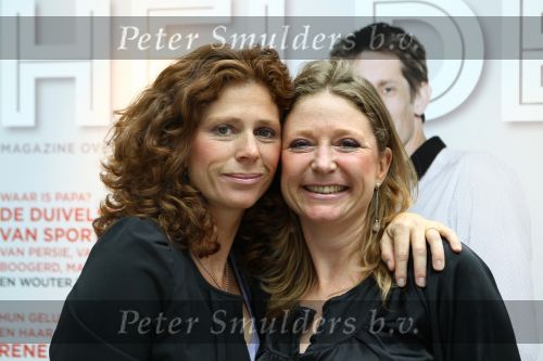 Utrecht 7 Juni 2010, Locatie Mercedes Nederland, 5e introductie van het Magazine Helden, gemaakt foor Frits Barend en zijn dochter Barbara Barend
Kim Barend en haar zus Barbara Barend
Foto Peter Smulders BV