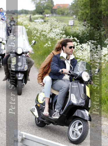 Amsterdam 25 mei 2010
Vespa scooter rally van Grazia. Mick de Lindt
Peter Smulders bv