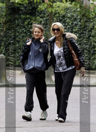 Laren 15 mei 2010
Natasja Froger samen met zoon Maxim
Peter Smulders bv