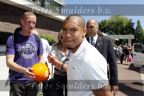 Amsterdam 4 juni 2010
Spelers Nederlands elftal melden zich bij het Hilton Hotel voor de laatste vriendschappelijke wedstrijd voor het WK. Nigel de Jong
Peter Smulders bv