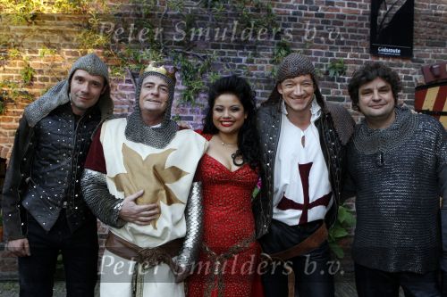 Muiden 18 mei 2010
Presentatie Spamalot met Johnny Kraaykamp jr Paul Groot Owen Schoemacher en Linda Wagemakers. Albert Verlinde produceert het.
Peter Smulders bv