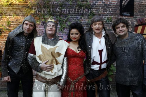 Muiden 18 mei 2010
Presentatie Spamalot met Johnny Kraaykamp jr Paul Groot Owen Schoemacher en Linda Wagemakers. Albert Verlinde produceert het.
Peter Smulders bv