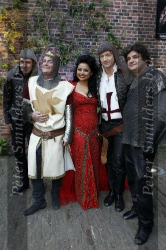 Muiden 18 mei 2010
Presentatie Spamalot met Johnny Kraaykamp jr Paul Groot Owen Schoemacher en Linda Wagemakers. Albert Verlinde produceert het.
Peter Smulders bv