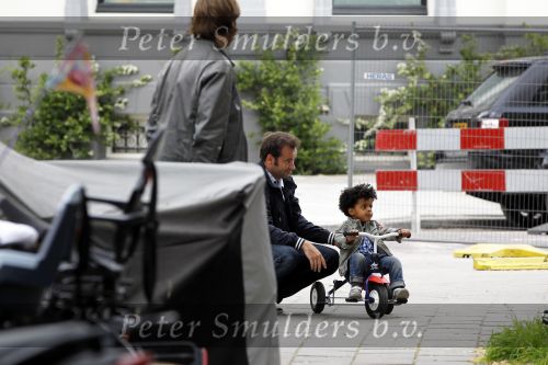 Amsterdam 29 mei 2010
Peter v d Vorst met zijn zoontje op de fiets.
Peter Smulders bv