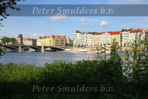 Praag, Golf Perstrip NVGJ naat Tjechie

Foto Peter Smulders BV