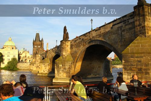 Praag, Golf Perstrip NVGJ naat Tjechie

Foto Peter Smulders BV
