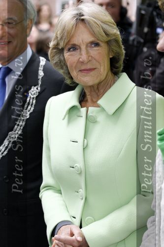 Den Haag 27 mei 2010
Prinses Irene Jozias v Aartsen en Gerdi Verbeet openen fototentoonstelling bij de hofvijver bij het binnenhof.
Peter Smulders bv