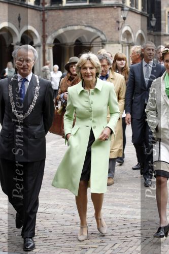 Den Haag 27 mei 2010
Prinses Irene Jozias v Aartsen en Gerdi Verbeet openen fototentoonstelling bij de hofvijver bij het binnenhof.
Peter Smulders bv