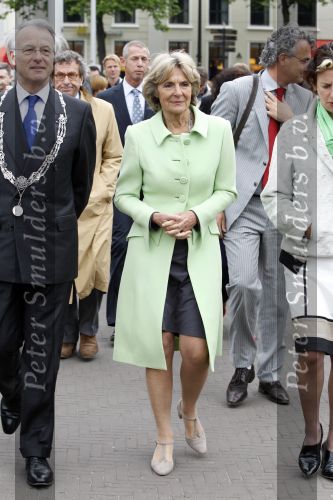 Den Haag 27 mei 2010
Prinses Irene Jozias v Aartsen en Gerdi Verbeet openen fototentoonstelling bij de hofvijver bij het binnenhof.
Peter Smulders bv