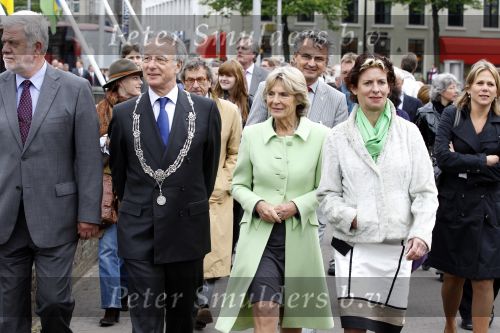 Den Haag 27 mei 2010
Prinses Irene Jozias v Aartsen en Gerdi Verbeet openen fototentoonstelling bij de hofvijver bij het binnenhof.
Peter Smulders bv
